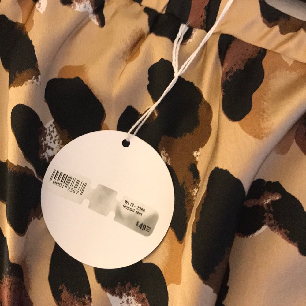 NWT Leopard Midi Skirt - Picture 2 of 2